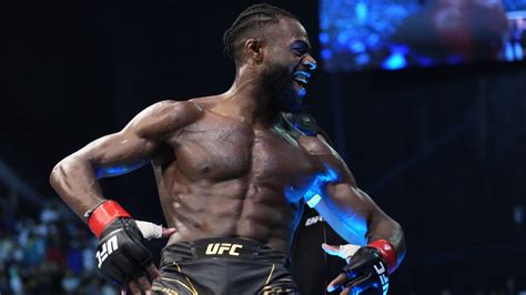 UFC 288 odds: Latest Vegas lines and betting guide.